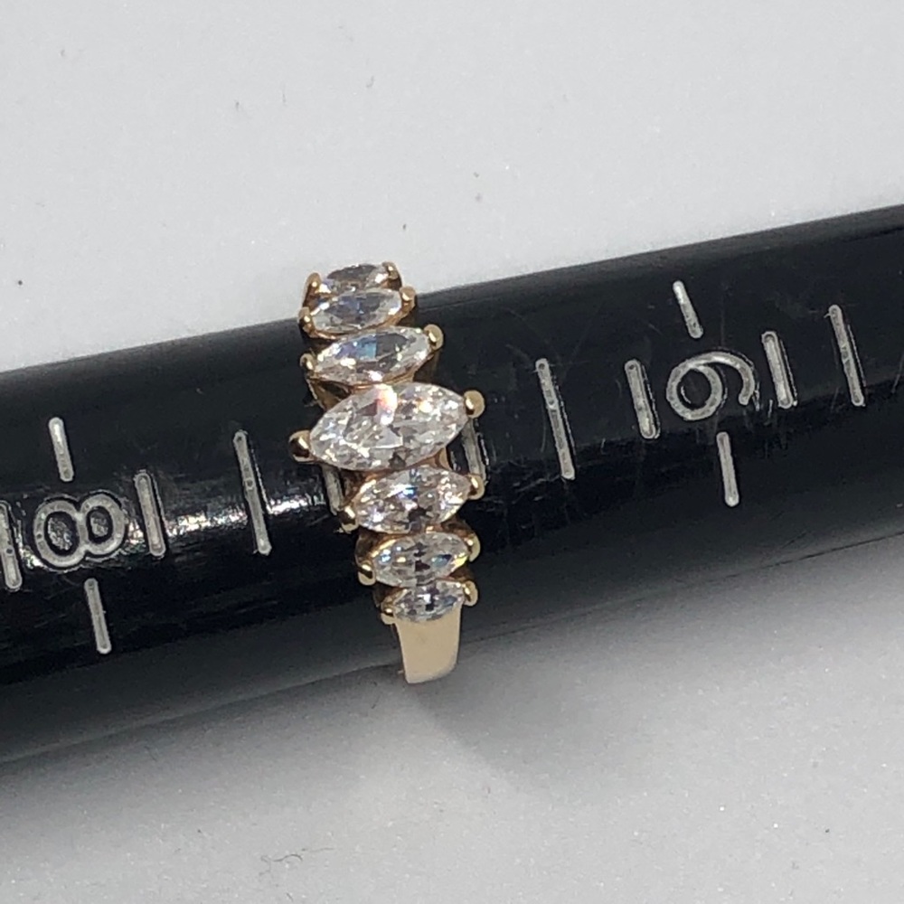 10KY Lindenwold CZ 7 Stone Marquise Band Size 7